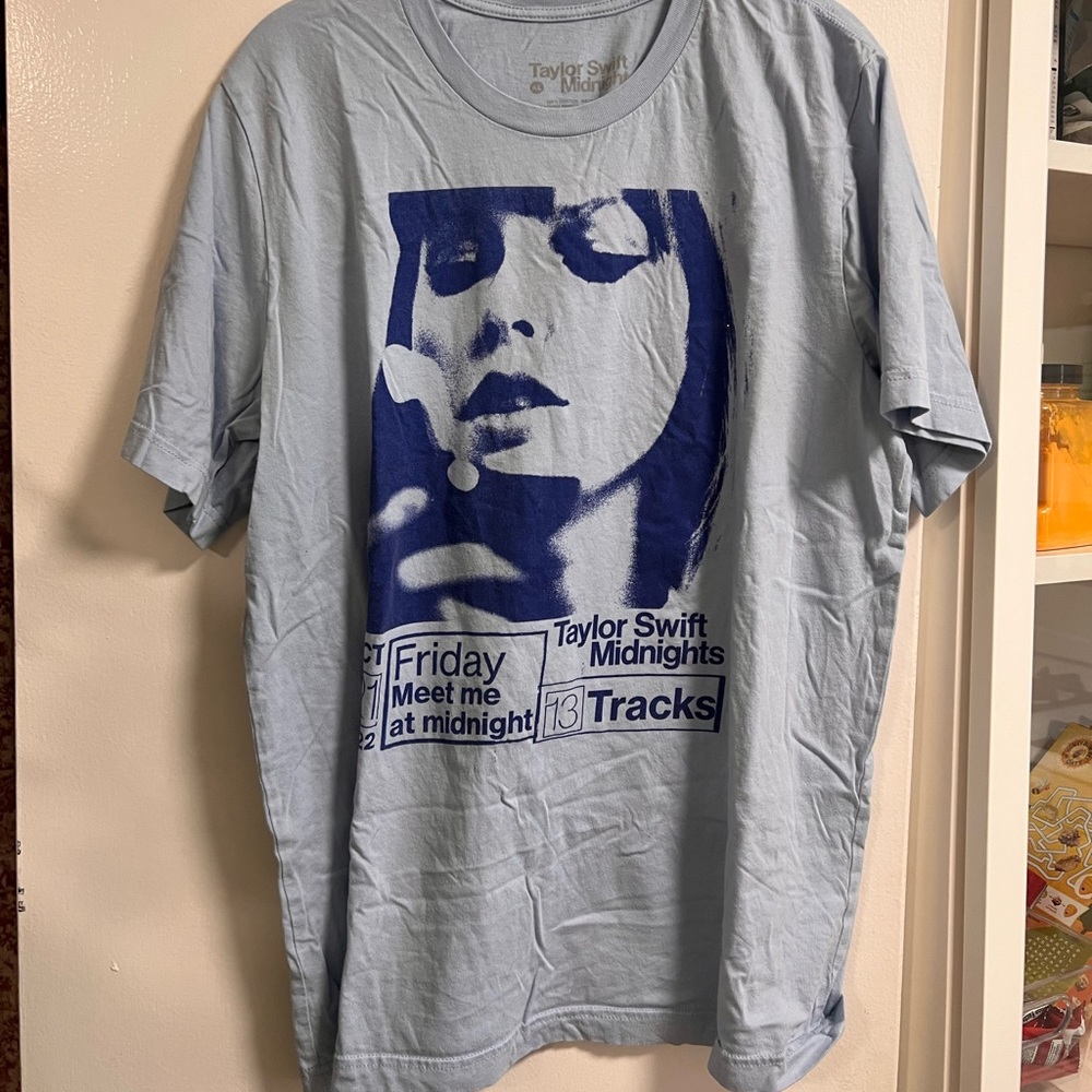 TAYLOR SWIFT Midnights Capital One Blue T Shirt/Tee Merch